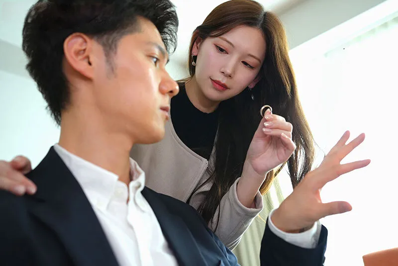Bà xã đi đi giã ngoại, chồng yêu ở nhà bị nhỏ em người vợ gạ trả bài không trượt phát nào